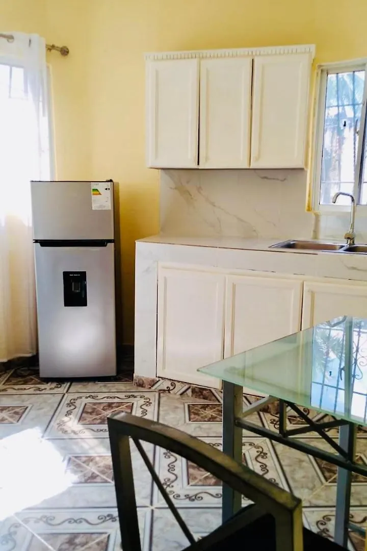 Guest House A&H Boca Chica Apartment