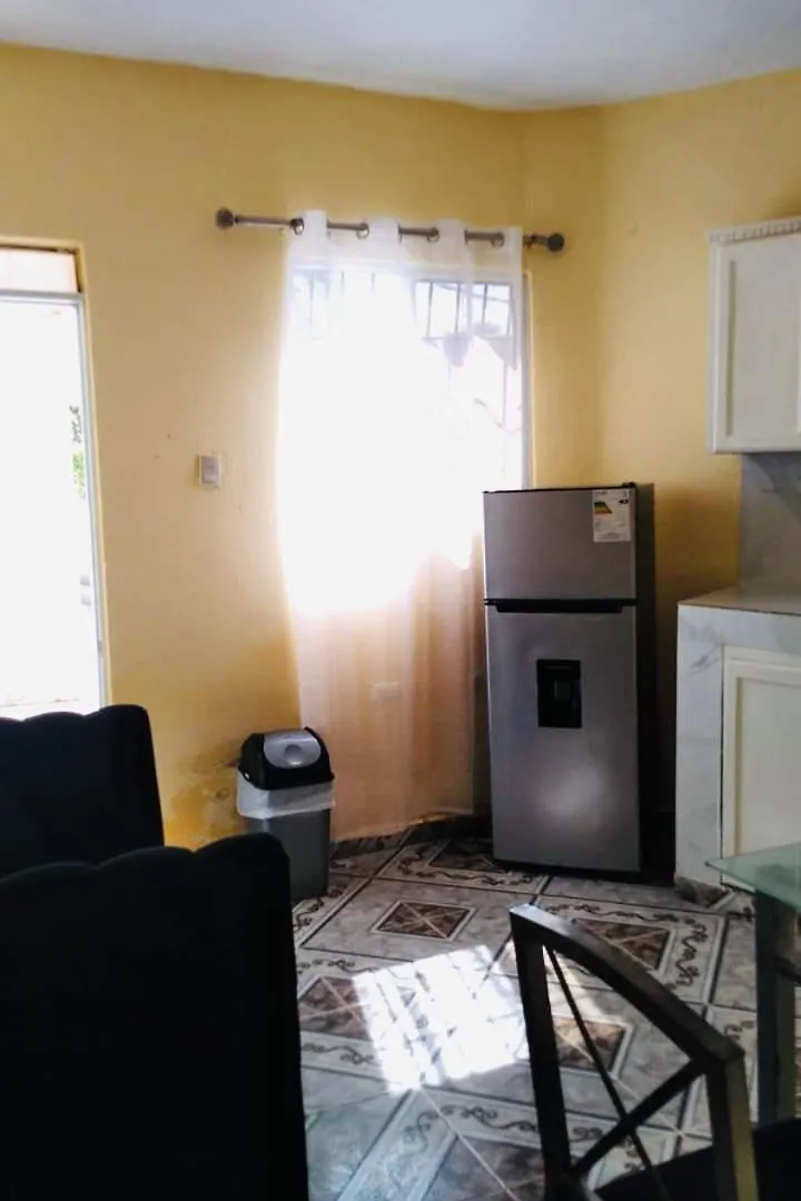 Guest House A&H Boca Chica